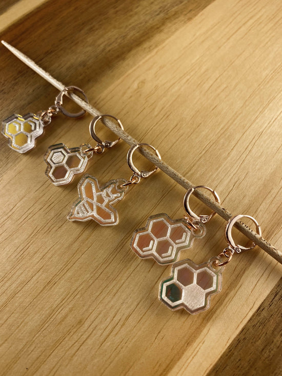 Bee & Honeycomb